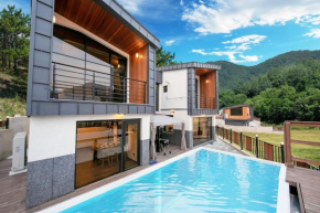 Ulsan daon poolvilla
